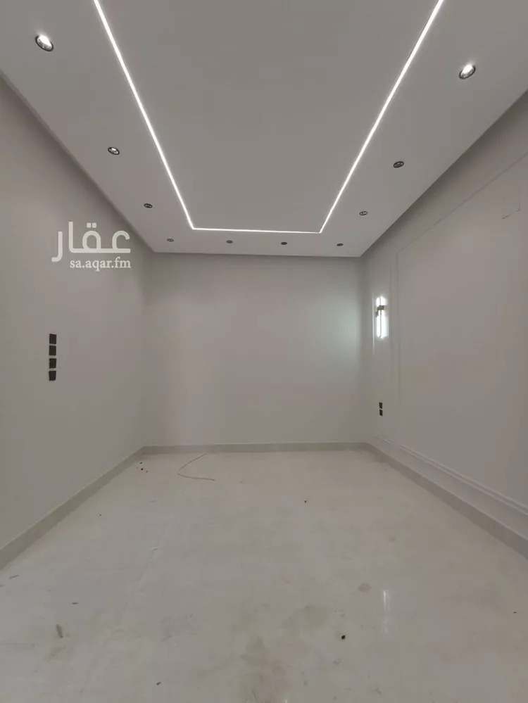 فيلا للبيع في شارع رفاعة بن رافع, حي العريجاء الغربي, مدينة الرياض, منطقة الرياض صورة 5