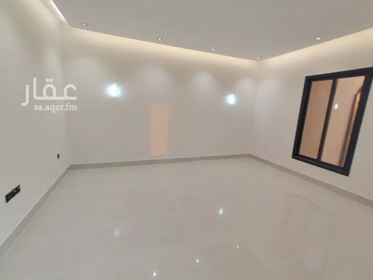 فيلا للبيع في شارع العزيزيه, حي طيبة, مدينة الرياض, منطقة الرياض صورة 3