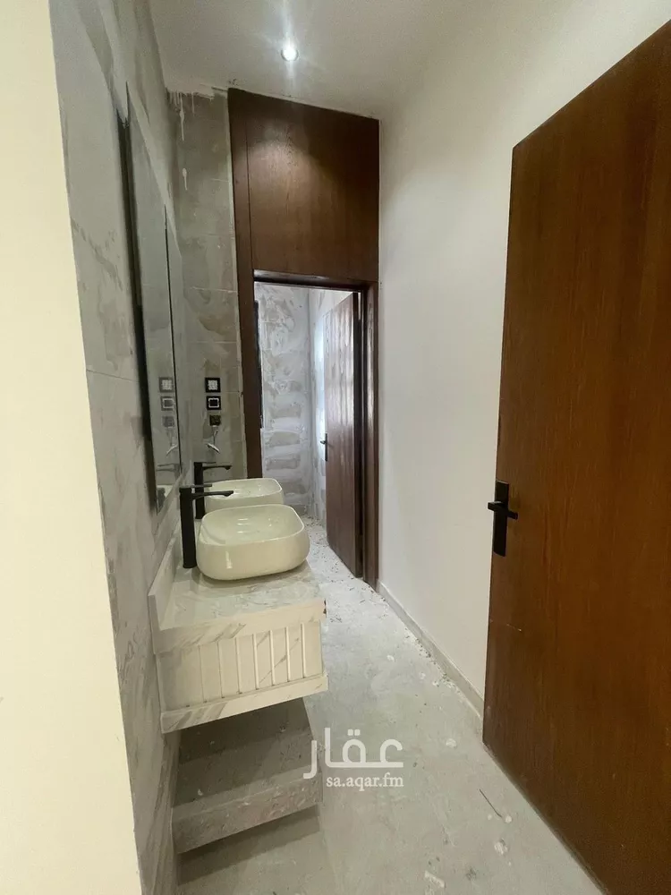 دور للبيع في شارع المطرفي, حي الحزم, مدينة الرياض, منطقة الرياض 17