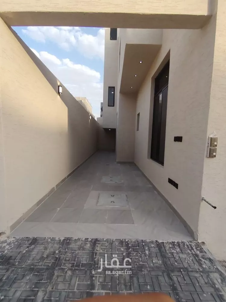 شقة للبيع في شارع العزيزيه, حي طيبة, مدينة الرياض, منطقة الرياض صورة 2