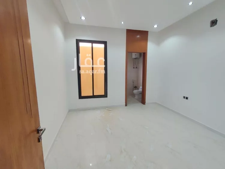 فيلا للبيع في شارع العزيزيه, حي طيبة, مدينة الرياض, منطقة الرياض 7
