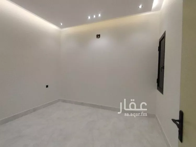 فيلا للبيع في شارع العزيزيه, حي طيبة, مدينة الرياض, منطقة الرياض 9