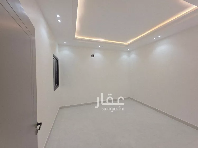 فيلا للبيع في شارع القاسم الديمرتي, حي بدر, مدينة الرياض, منطقة الرياض صورة 4