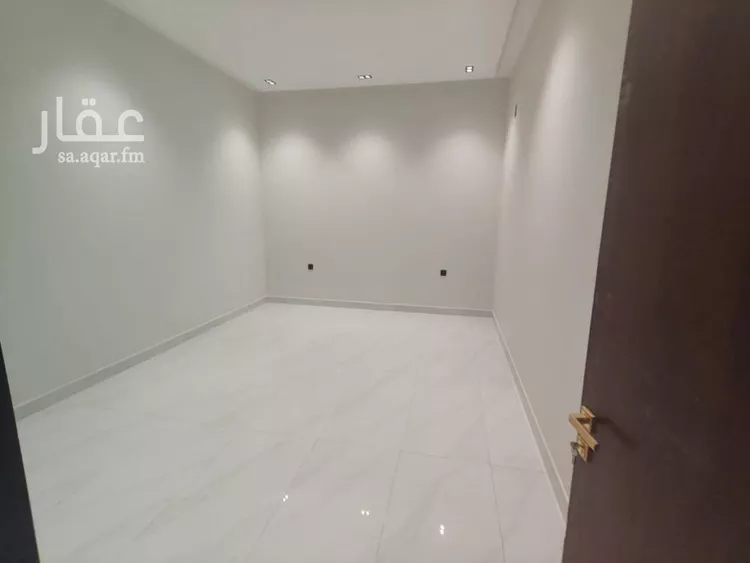 دور للبيع في شارع العزيزيه, حي طيبة, مدينة الرياض, منطقة الرياض صورة 4