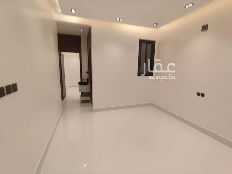 فيلا للبيع في شارع العزيزيه, حي طيبة, مدينة الرياض, منطقة الرياض صورة 5