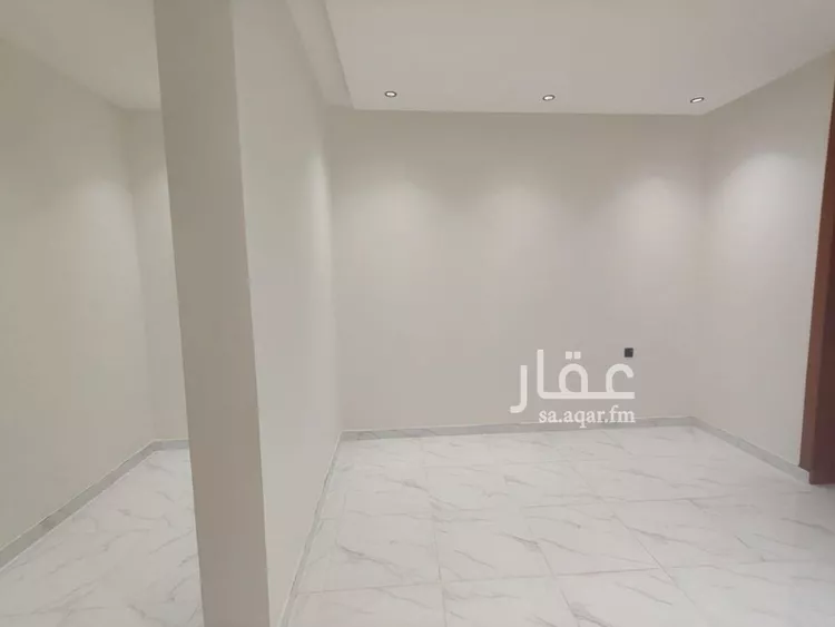 فيلا للبيع في شارع ابن نعيم, حي طيبة, مدينة الرياض, منطقة الرياض صورة 4