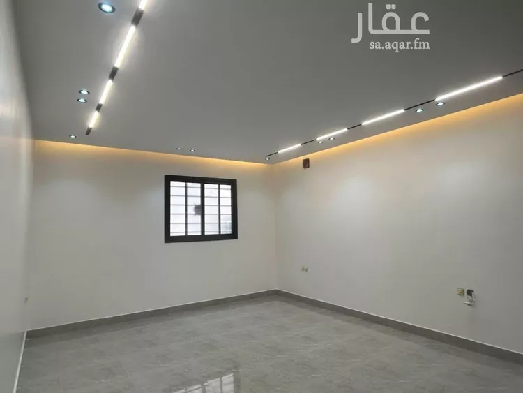 دور للبيع في شارع العزيزيه, حي طيبة, مدينة الرياض, منطقة الرياض 7
