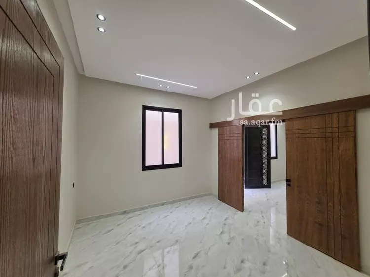 فيلا للبيع في شارع العزيزيه, حي طيبة, مدينة الرياض, منطقة الرياض 7