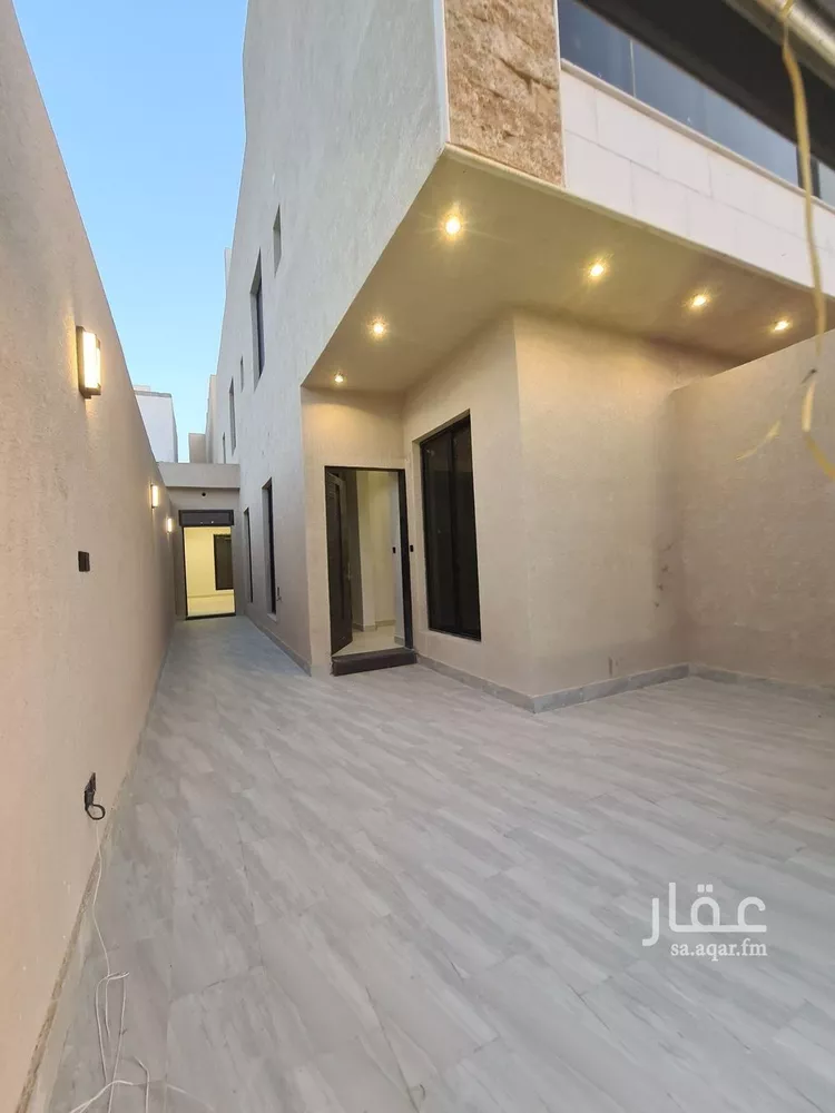 فيلا للبيع في شارع العزيزيه, حي طيبة, مدينة الرياض, منطقة الرياض صورة 3