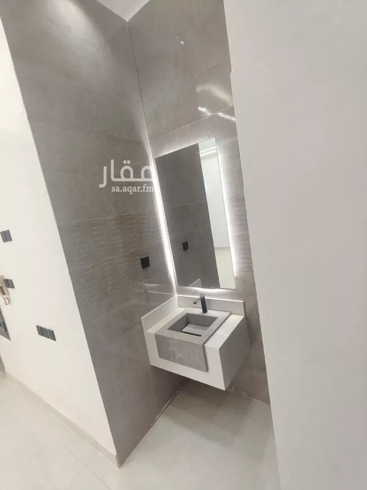 فيلا للبيع في شارع ابن نعيم, حي طيبة, مدينة الرياض, منطقة الرياض 16