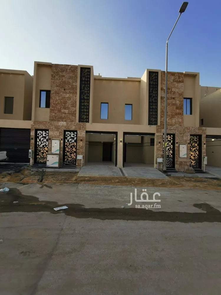 فيلا للبيع في شارع العزيزيه, حي طيبة, مدينة الرياض, منطقة الرياض