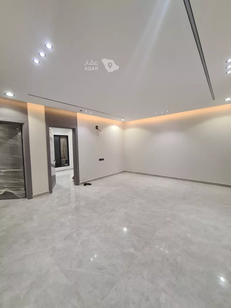 دور للبيع في شارع العزيزيه, حي طيبة, مدينة الرياض, منطقة الرياض 8