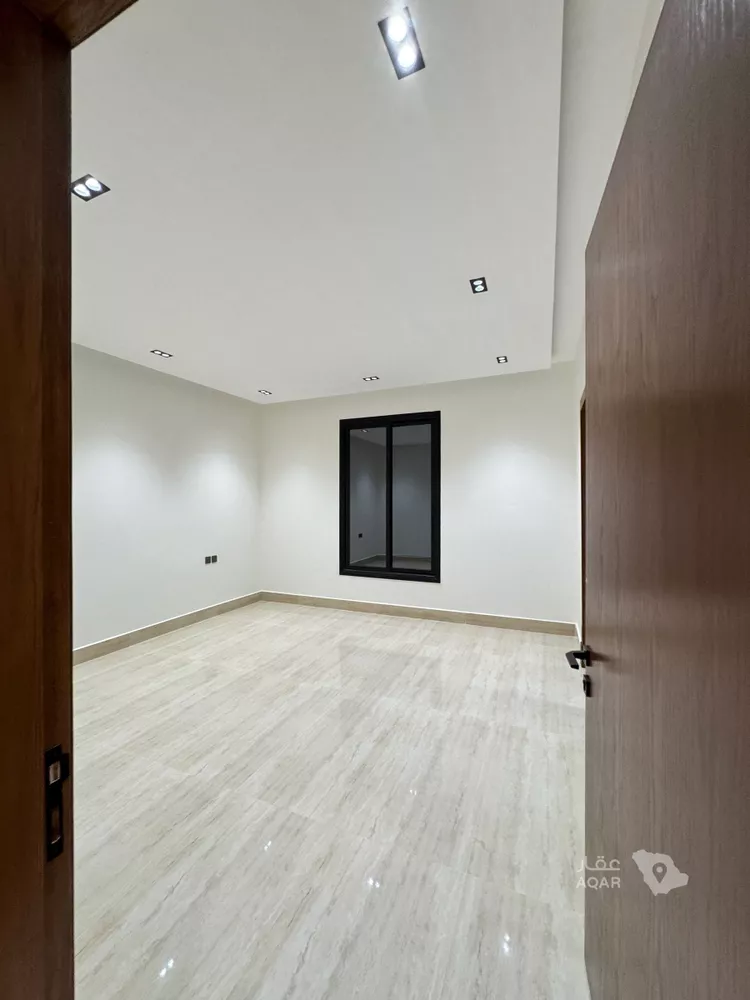 Floor for Sale in Riyadh As Suwaidi Al Gharabi 8