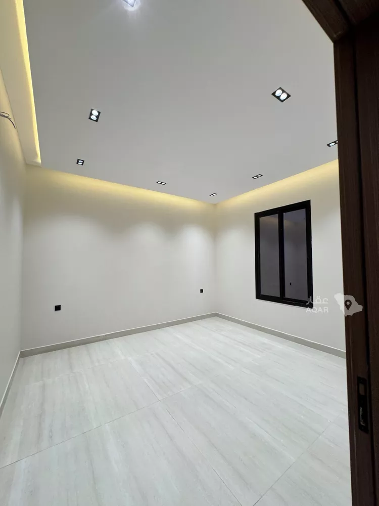 Floor for Sale in Riyadh Dahiat Namar 13