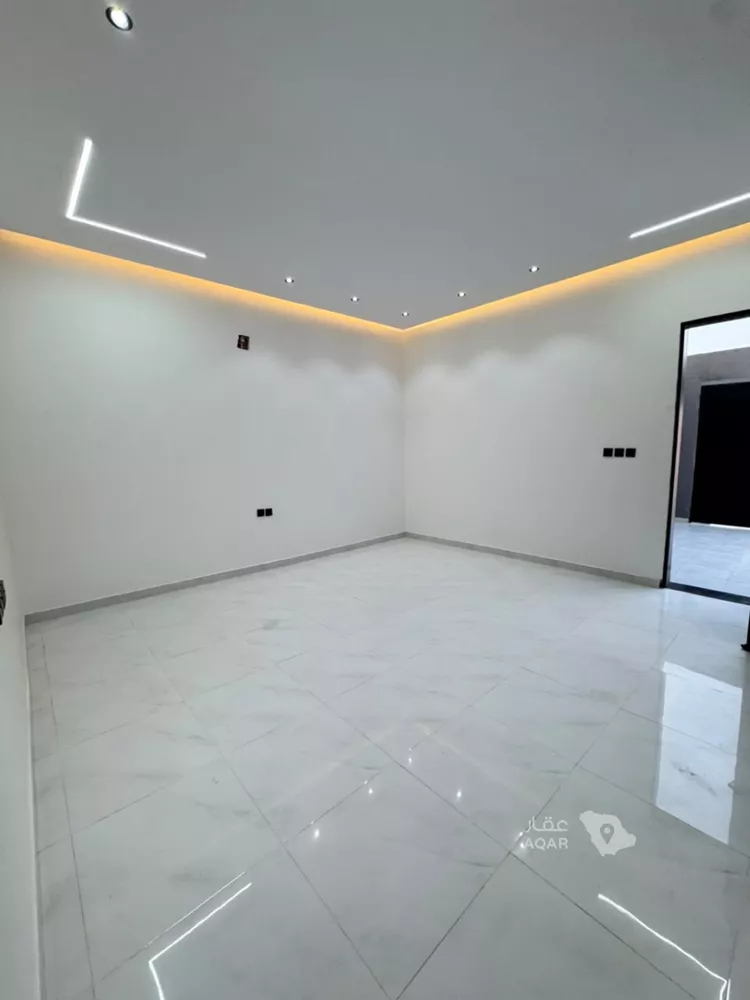 Floor for Sale in Riyadh Dahiat Namar 8