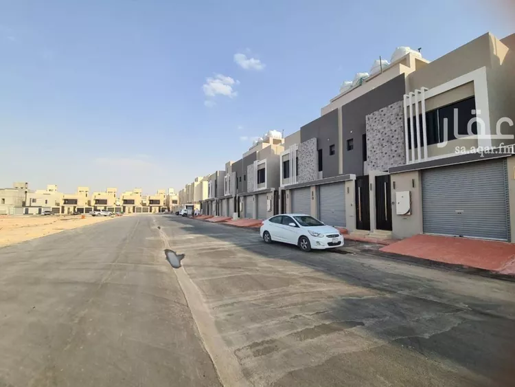 فيلا للبيع في شارع العزيزيه, حي طيبة, مدينة الرياض, منطقة الرياض صورة 2