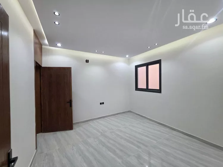فيلا للبيع في شارع العزيزيه, حي طيبة, مدينة الرياض, منطقة الرياض 8
