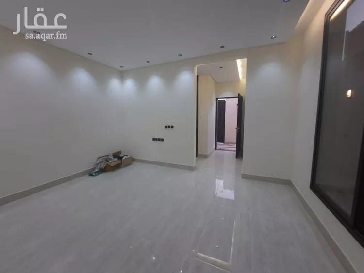 Floor for Sale in Riyadh Al Uraija Al Gharbiyah 7