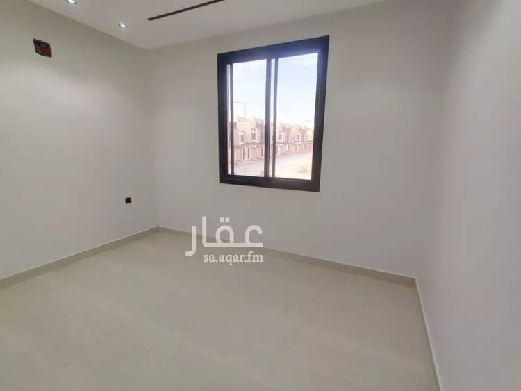 دور للبيع في شارع العزيزيه, حي طيبة, مدينة الرياض, منطقة الرياض 7
