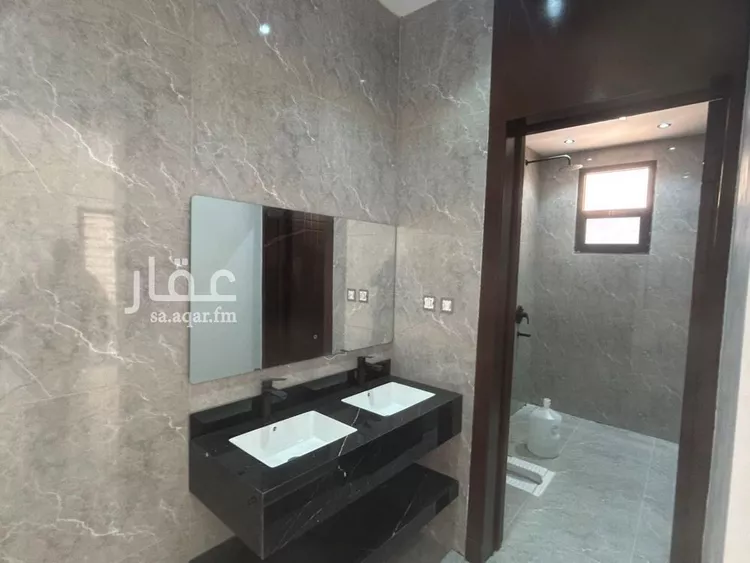 دور للبيع في شارع العزيزيه, حي طيبة, مدينة الرياض, منطقة الرياض صورة 5