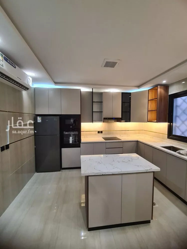 فيلا للبيع في شارع العزيزيه, حي طيبة, مدينة الرياض, منطقة الرياض 13