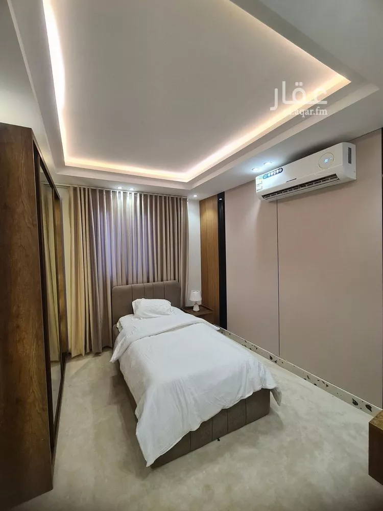 فيلا للبيع في شارع العزيزيه, حي طيبة, مدينة الرياض, منطقة الرياض 16
