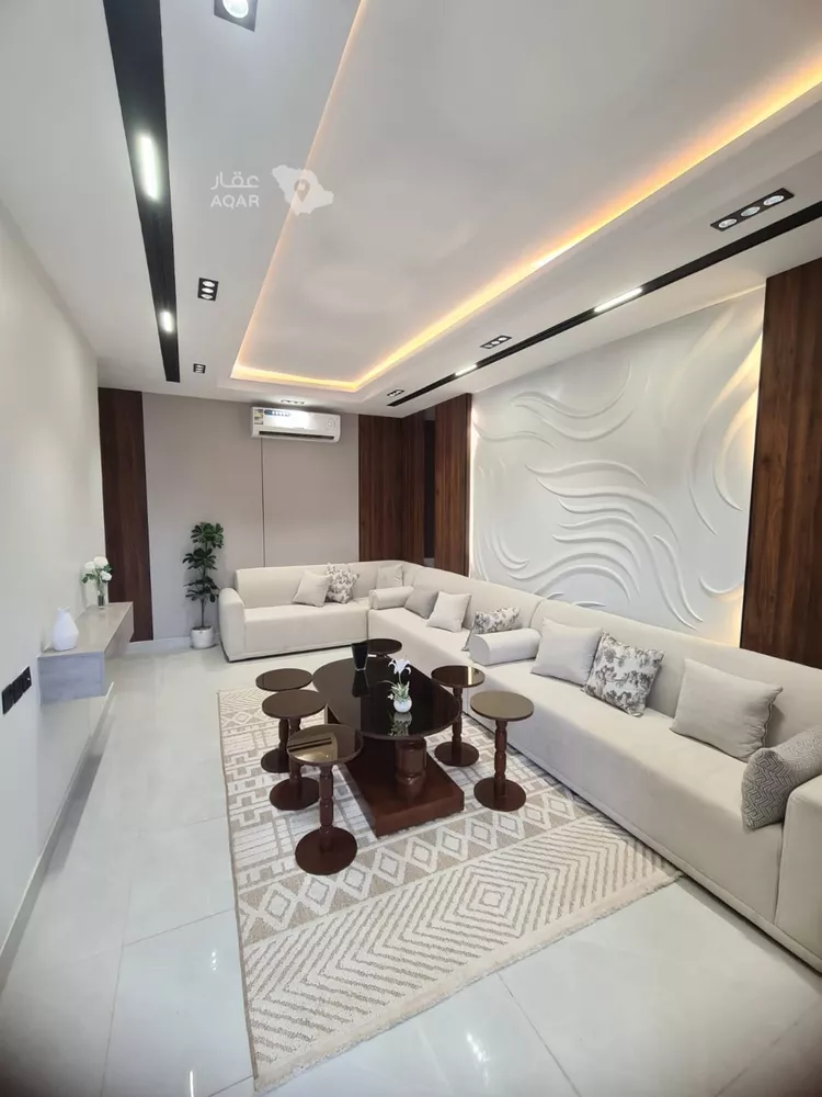 فيلا للبيع في شارع العزيزيه, حي طيبة, مدينة الرياض, منطقة الرياض 8