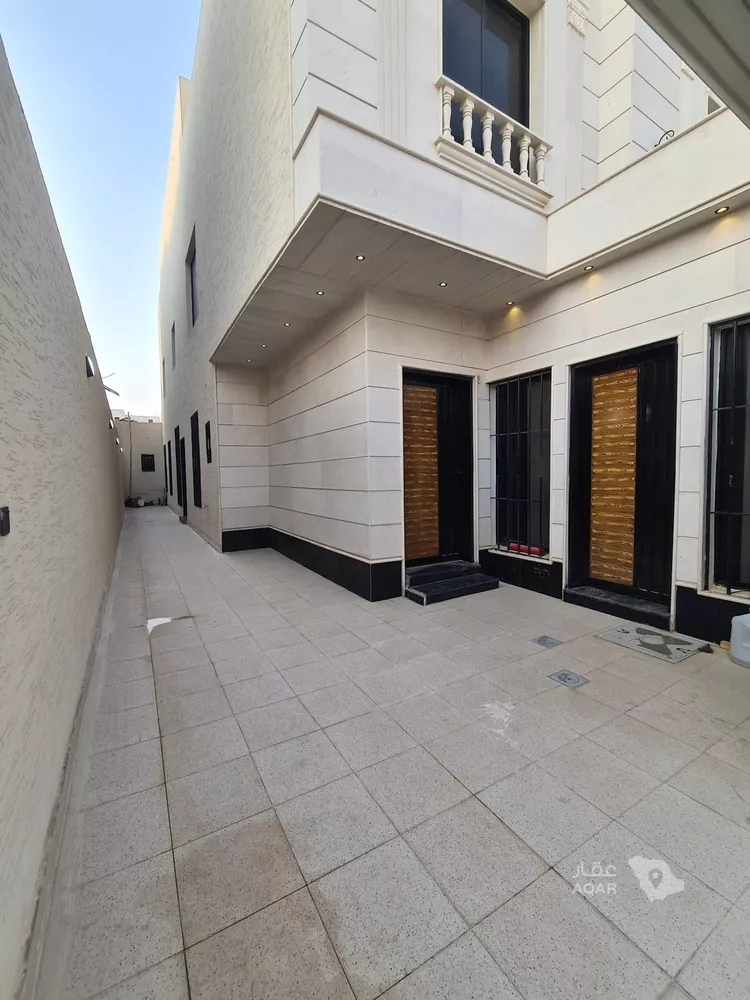 دور للبيع في شارع العزيزيه, حي طيبة, مدينة الرياض, منطقة الرياض صورة 2
