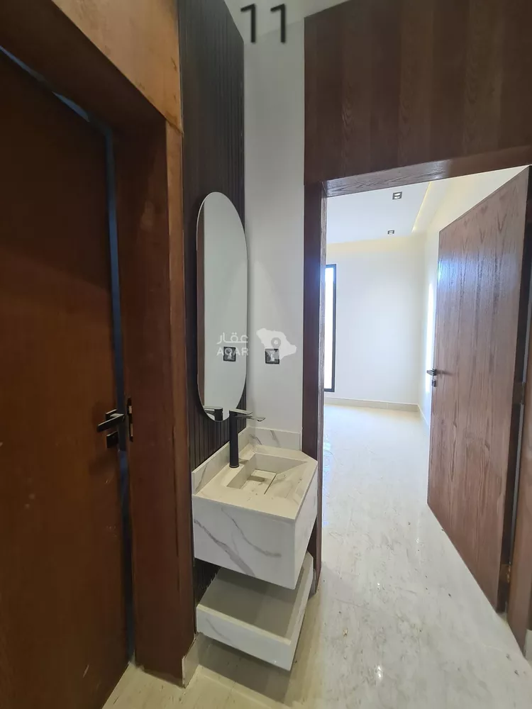 فيلا للبيع في شارع العزيزيه, حي طيبة, مدينة الرياض, منطقة الرياض 9