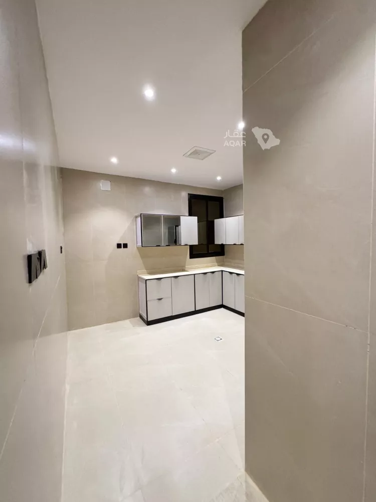 Floor for Sale in Riyadh As Suwaidi Al Gharabi 8