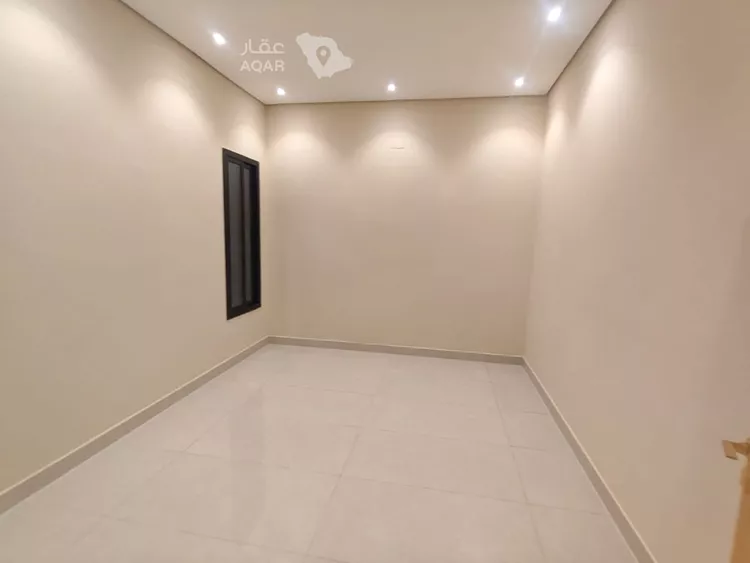 دور للبيع في شارع حجة الإسلام, حي عكاظ, مدينة الرياض, منطقة الرياض صورة 5