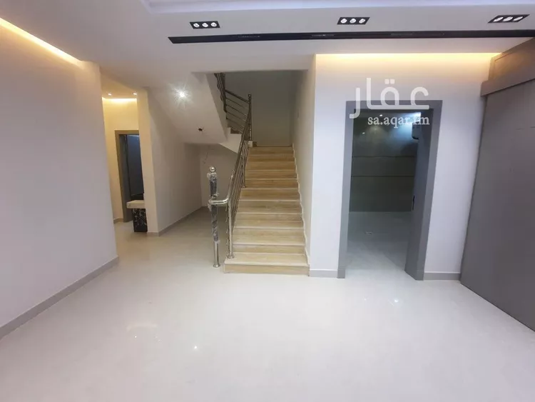 فيلا للبيع في شارع سعيد الطليطلي, حي بدر, مدينة الرياض, منطقة الرياض صورة 5