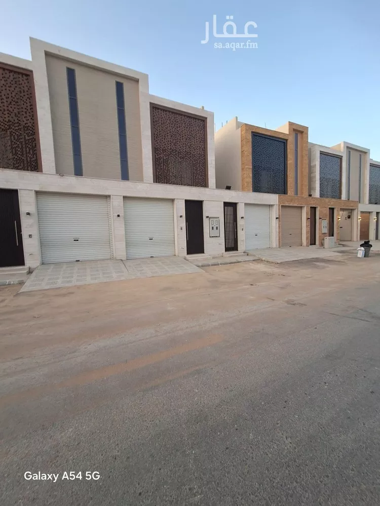 دور للبيع في شارع نجم الدين الايوبي, حي طويق, مدينة الرياض, منطقة الرياض صورة 2