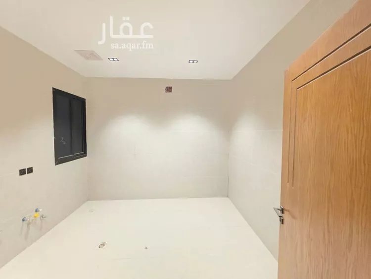 دور للبيع في شارع العزيزيه, حي طيبة, مدينة الرياض, منطقة الرياض صورة 5