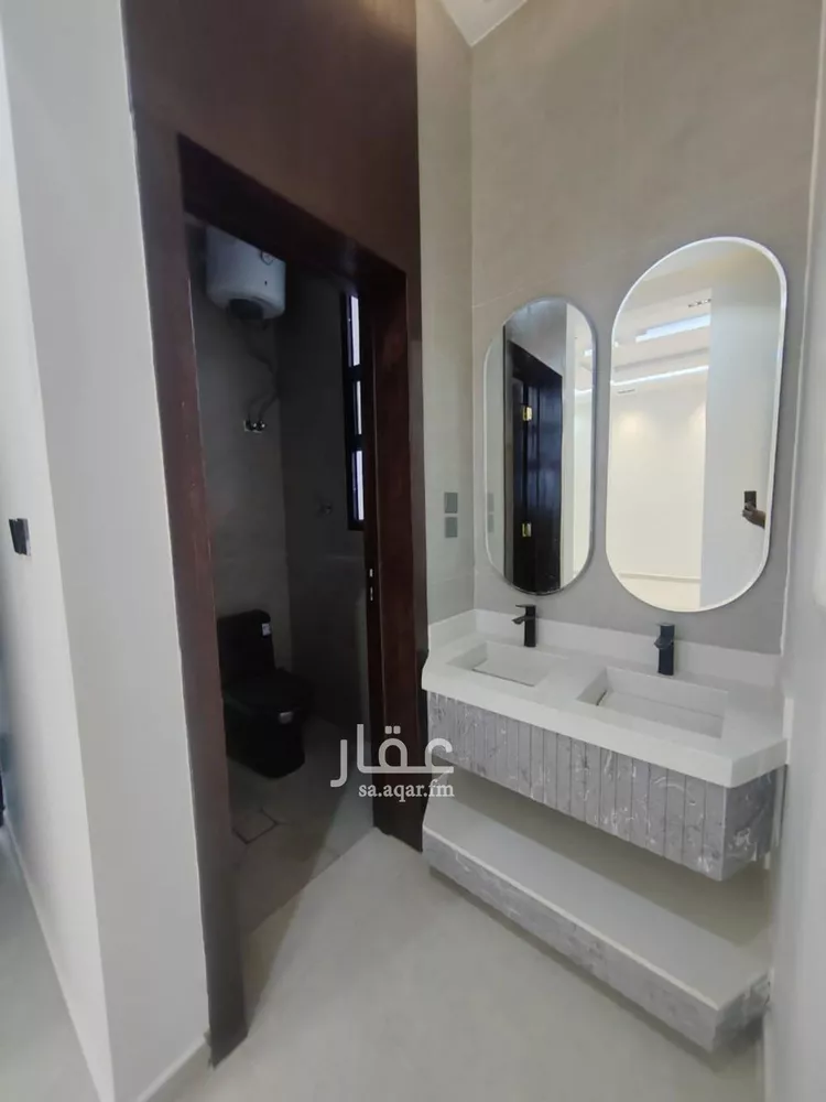 فيلا للبيع في شارع حمزة بن عبدالمطلب, حي العريجاء الأوسط, مدينة الرياض, منطقة الرياض صورة 4