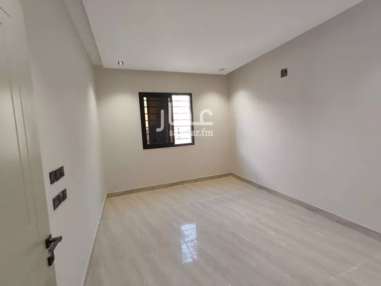 دور للبيع في شارع مسلم, حي بدر, مدينة الرياض, منطقة الرياض صورة 5