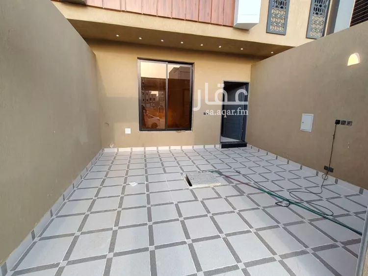 فيلا للبيع في شارع حامد عبدالحفيظ, حي عكاظ, مدينة الرياض, منطقة الرياض صورة 2