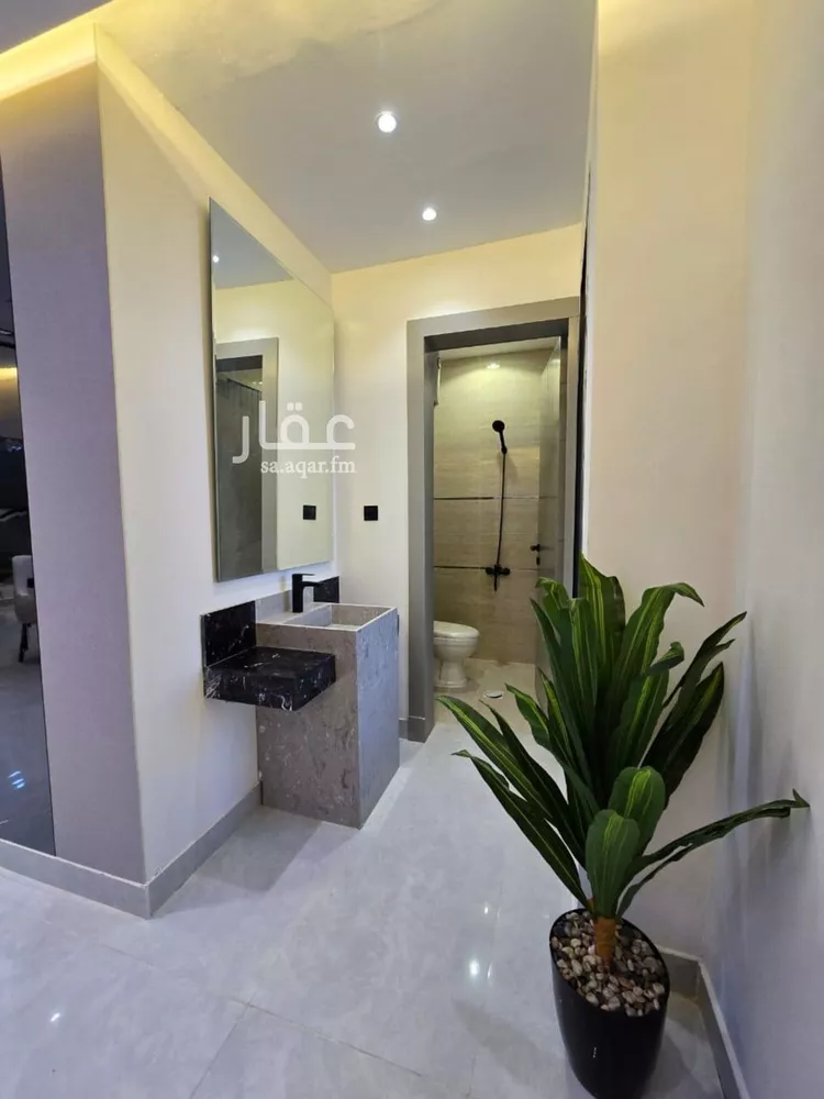 فيلا للبيع في شارع ابن نعيم, حي طيبة, مدينة الرياض, منطقة الرياض صورة 4