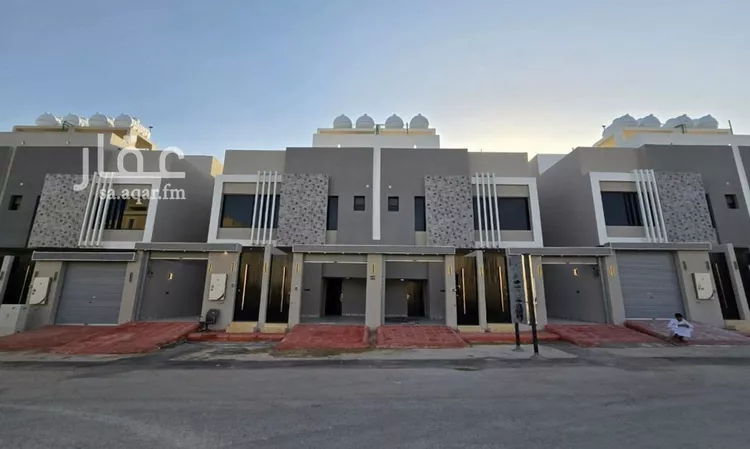 فيلا للبيع في شارع ابن نعيم, حي طيبة, مدينة الرياض, منطقة الرياض صورة 2