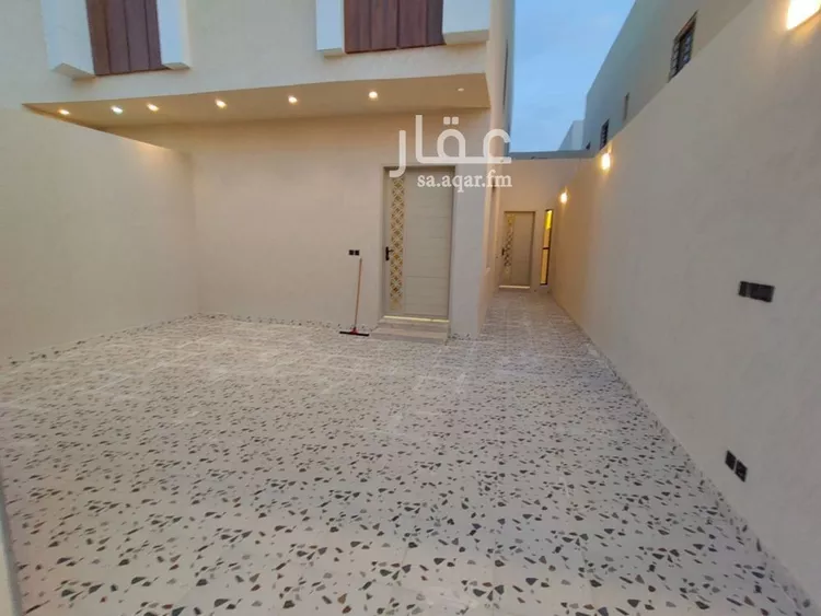 فيلا للبيع في شارع العزيزيه, حي طيبة, مدينة الرياض, منطقة الرياض صورة 3