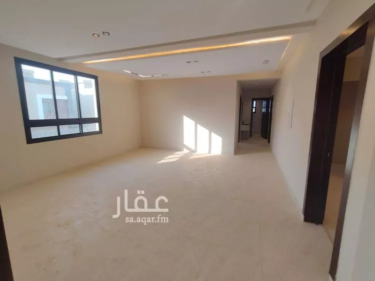 دور للبيع في شارع ابن نعيم, حي طيبة, مدينة الرياض, منطقة الرياض 9