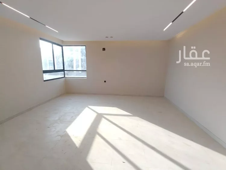دور للبيع في شارع ابن نعيم, حي طيبة, مدينة الرياض, منطقة الرياض 10