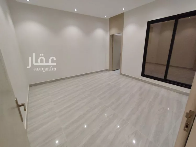 فيلا للبيع في شارع ابن نعيم, حي طيبة, مدينة الرياض, منطقة الرياض صورة 5