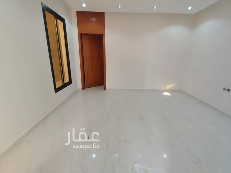 فيلا للبيع في شارع ابن نعيم, حي طيبة, مدينة الرياض, منطقة الرياض 13