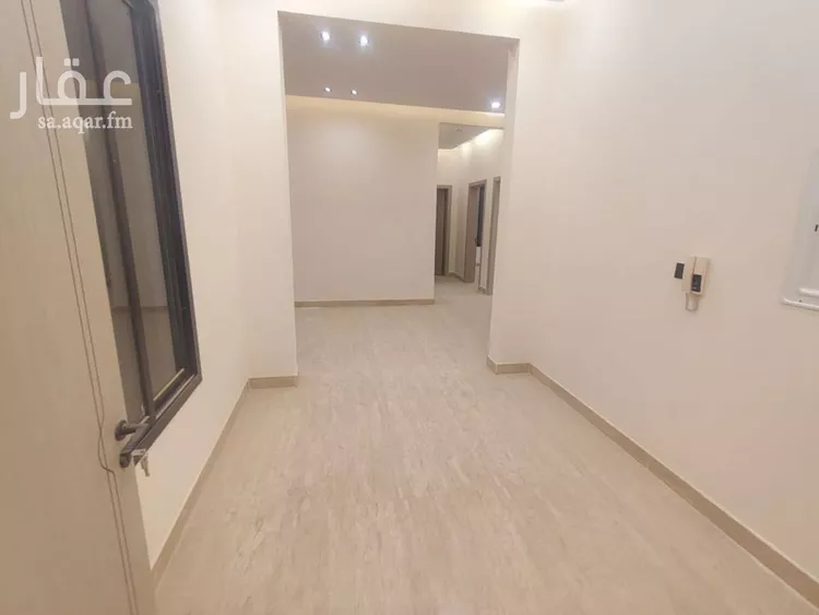 دور للبيع في شارع ابن نعيم, حي طيبة, مدينة الرياض, منطقة الرياض 8