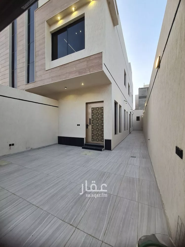 دور للبيع في شارع العزيزيه, حي طيبة, مدينة الرياض, منطقة الرياض صورة 3