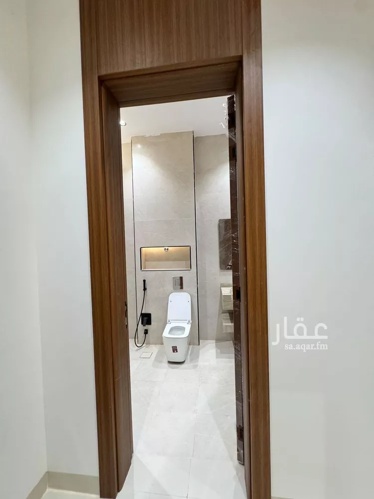 فيلا للبيع في شارع وادي فاطمه, حي ضاحية نمار, مدينة الرياض, منطقة الرياض صورة 4