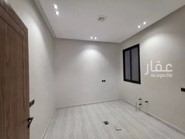 فيلا للبيع في شارع العزيزيه, حي طيبة, مدينة الرياض, منطقة الرياض 5