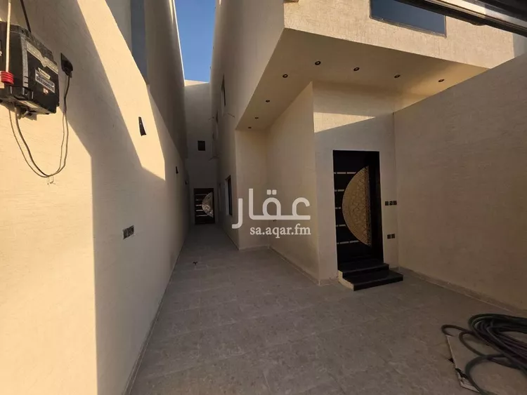 فيلا للبيع في شارع العزيزيه, حي طيبة, مدينة الرياض, منطقة الرياض صورة 4