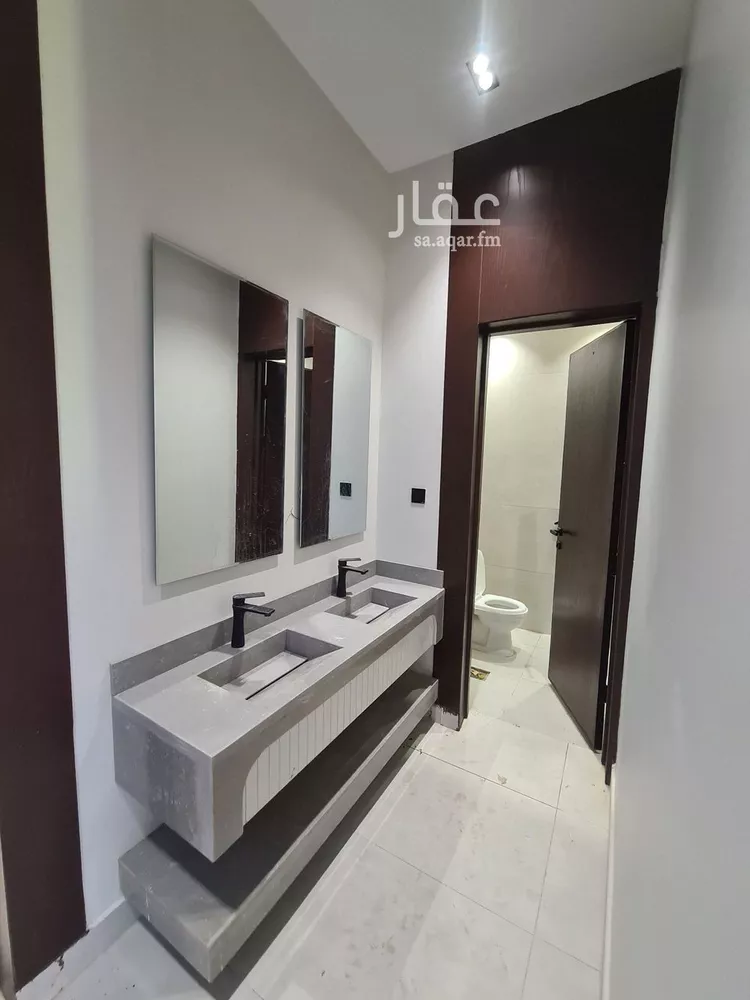 فيلا للبيع في شارع العزيزيه, حي طيبة, مدينة الرياض, منطقة الرياض صورة 5